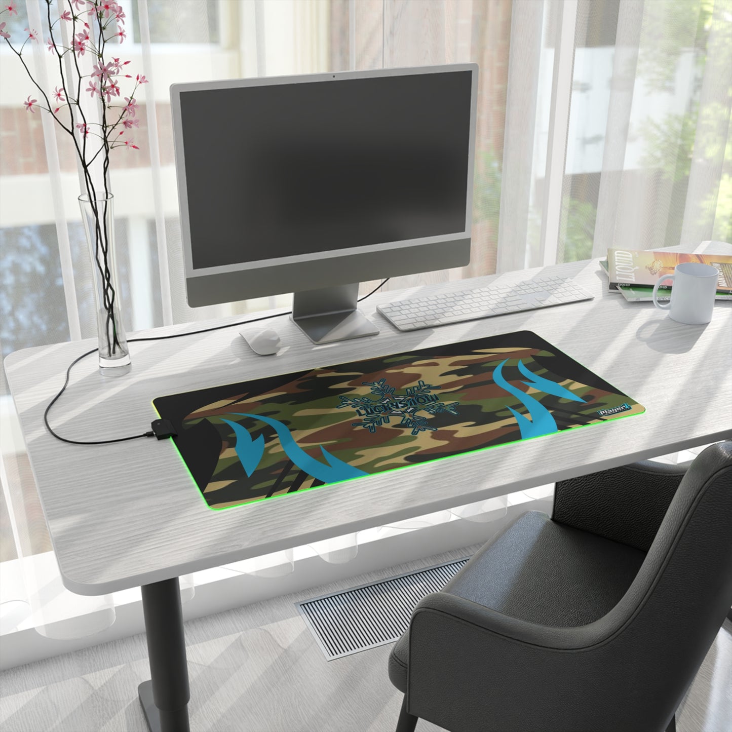 LuckySnow LED Gaming Mouse Pad