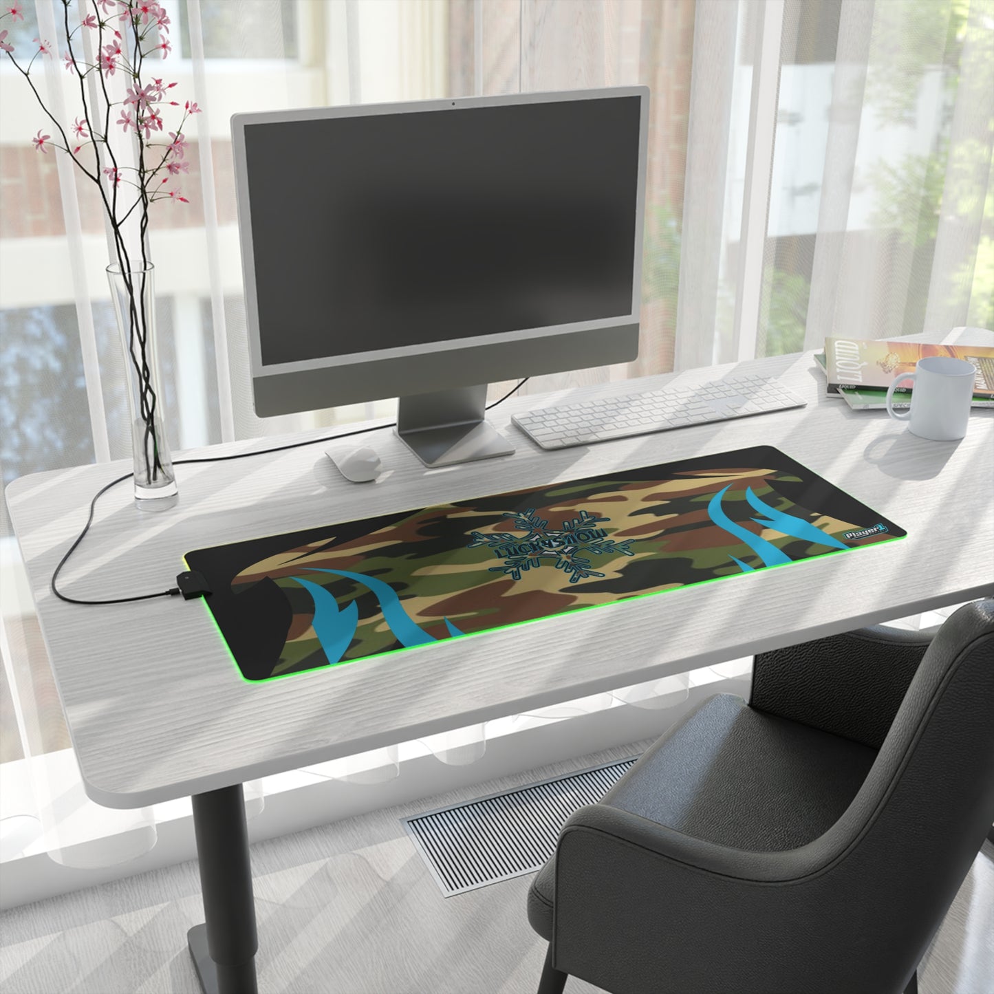 LuckySnow LED Gaming Mouse Pad